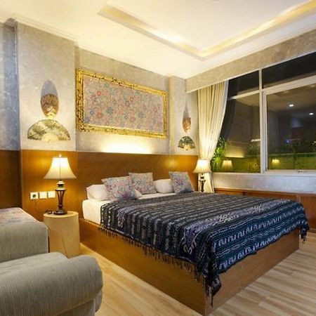 Apartemen Senayan Jakarta Exterior photo