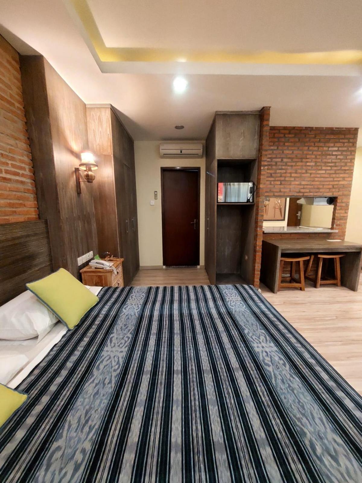 Apartemen Senayan Jakarta Exterior photo
