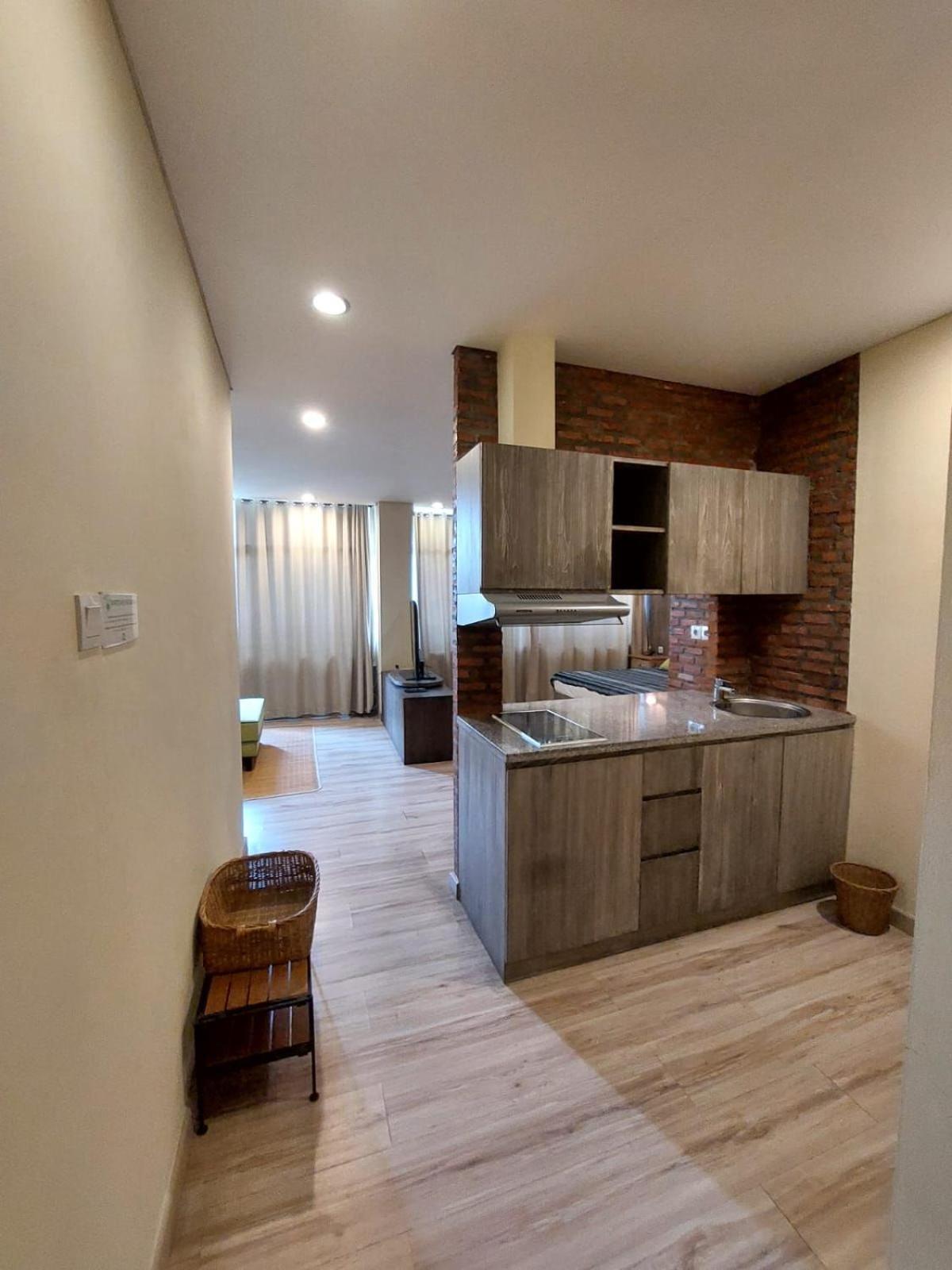 Apartemen Senayan Jakarta Exterior photo